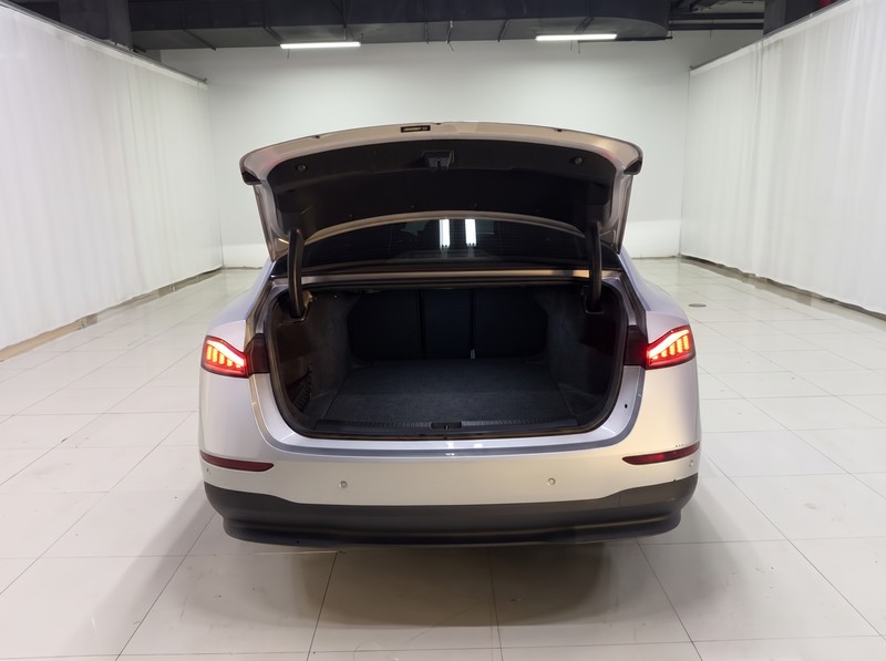 Roewe Roewe D7 DMH 2025