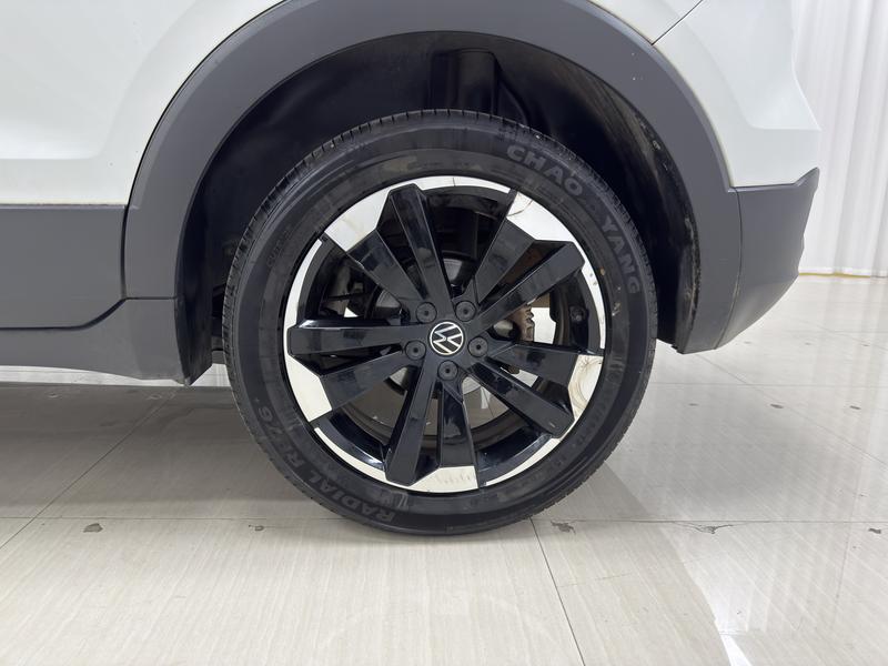 Volkswagen Explore Shadow 2020