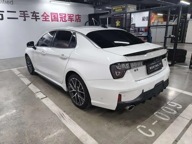 LYNK & CO Lynk 03 1.5TD DCT Jin Pro Version