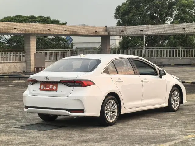 TOYOTA Asian lion 2.0L Deluxe Edition