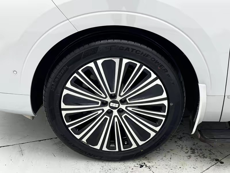 Geely Galaxy Galaxy M9 2025