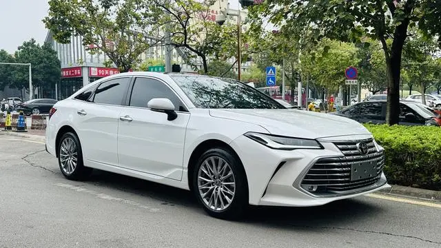 TOYOTA Asian dragon 2.0L CVT Deluxe Edition