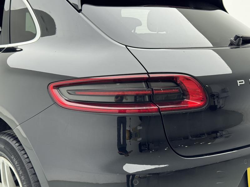 Porsche Macan 2016
