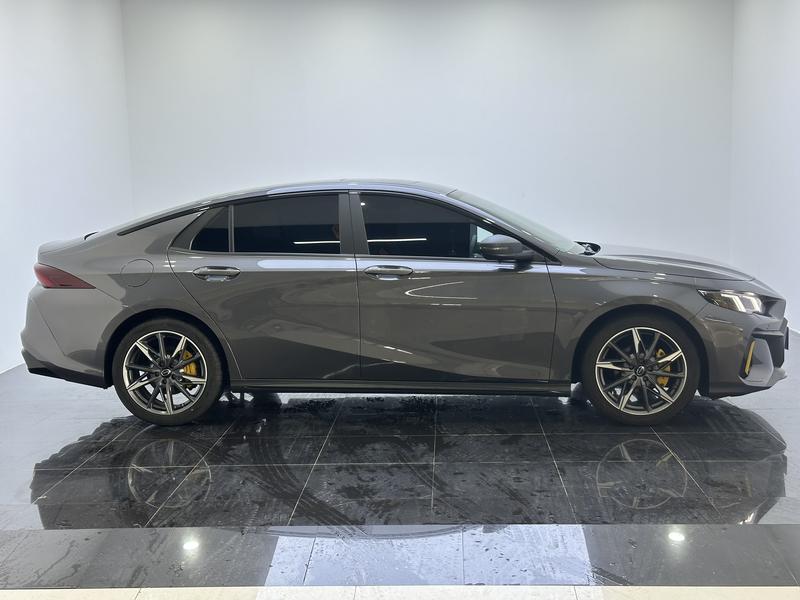 Trumpchi Shadow Leopard 2023