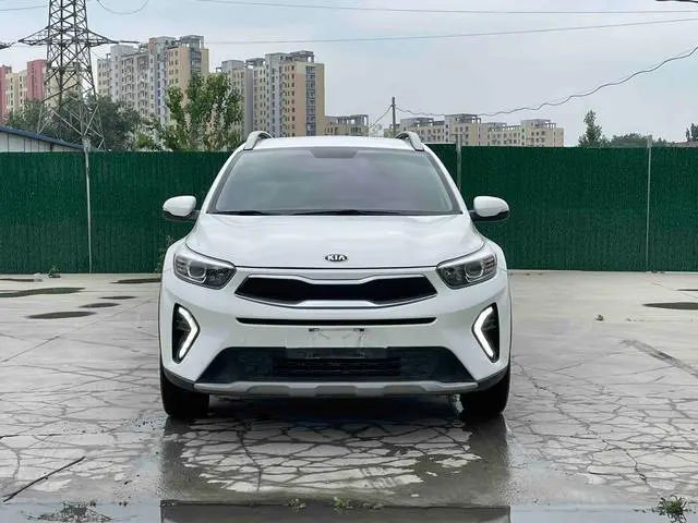 Kia Yi Ran 1.4L automatic sports version Country VI