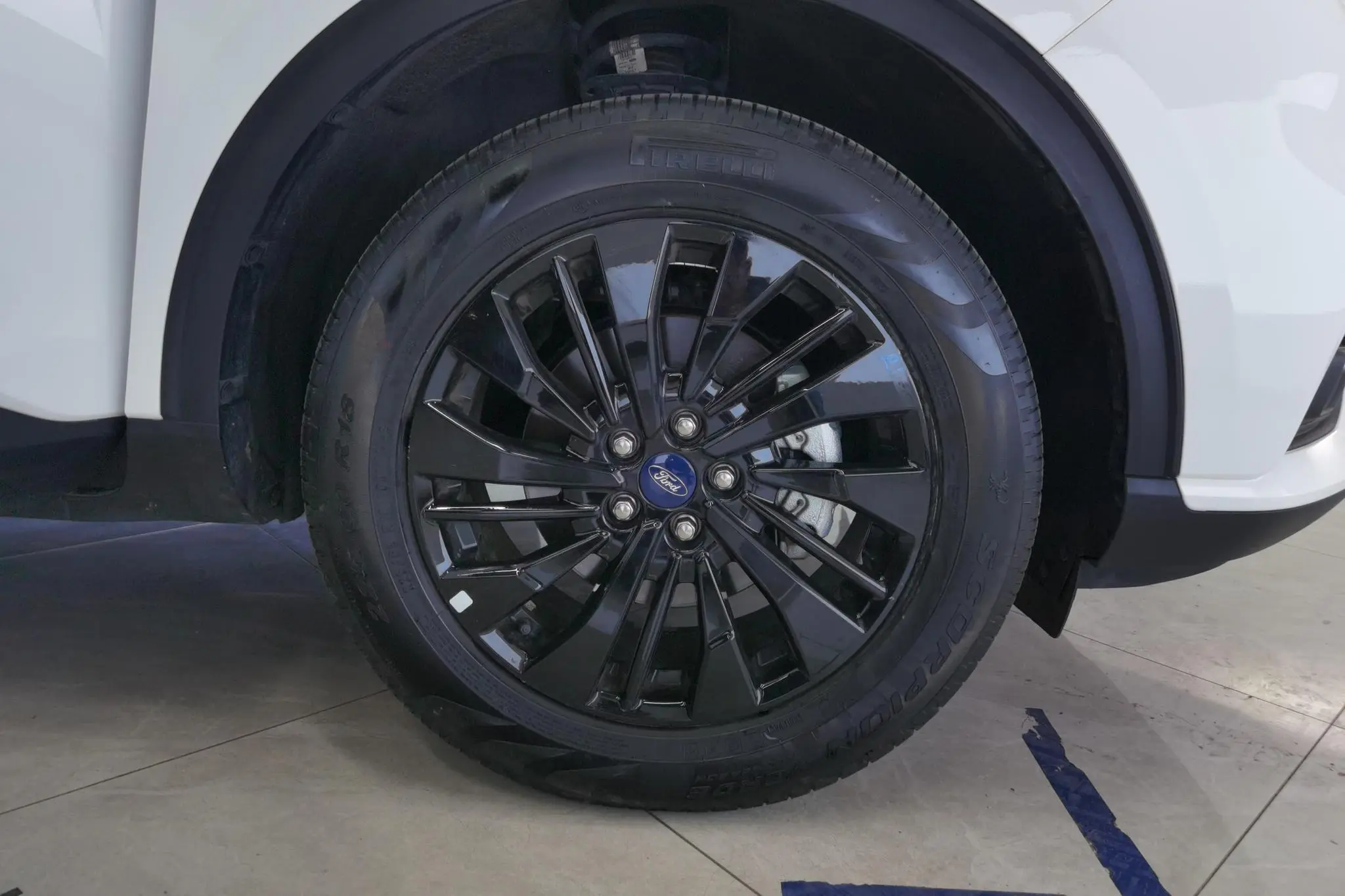 Ford Ruiji EcoBoost 245 two-wheel drive Yaoxiang model