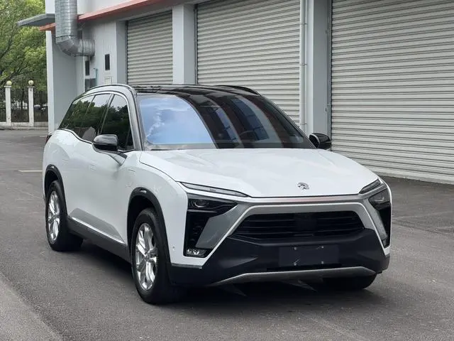 NIO NIO ES8 415KM base version six seats