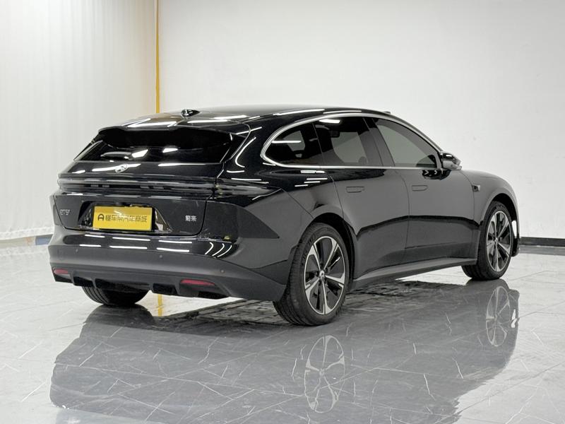 NIO NIO ET5 Touring 2024