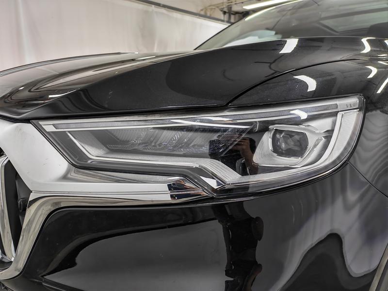 Hongqi Red Flag HS5 2022