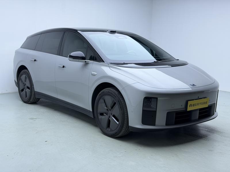 Li Auto Ideal i6 2025