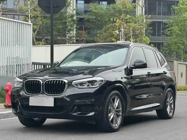 BMW BMW X3 xDrive28i M sports suit