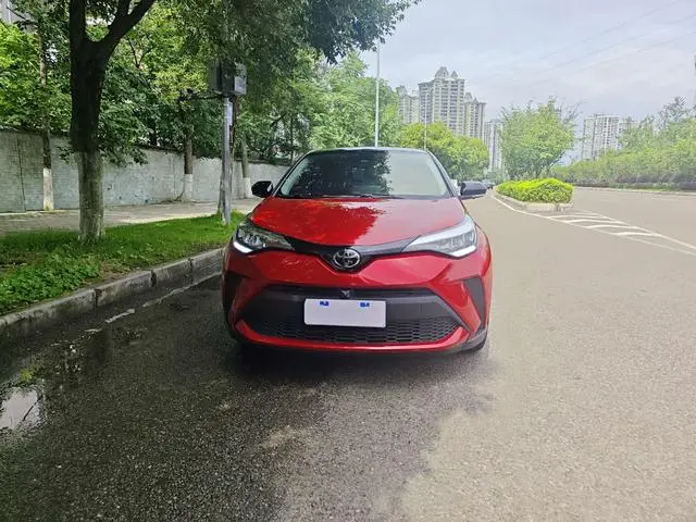 TOYOTA Toyota C-HR 2.0L Comfort Version