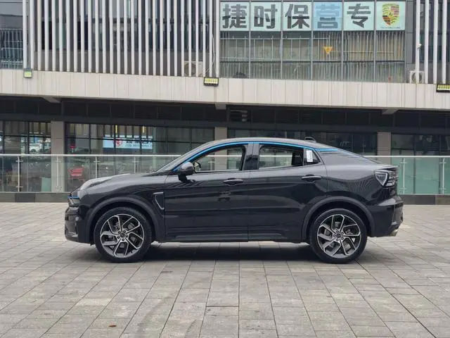 LYNK & CO Lynk 05 2.0TD two-wheel drive Halo