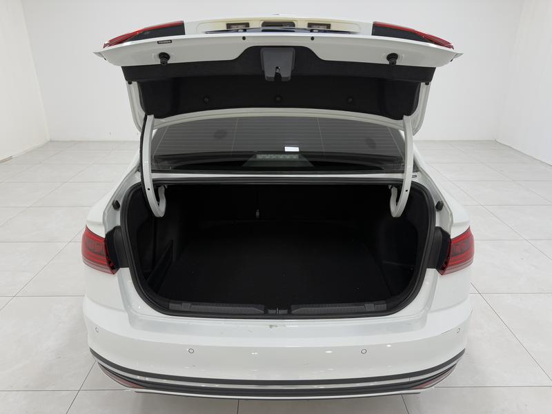 Volkswagen Bora 2023