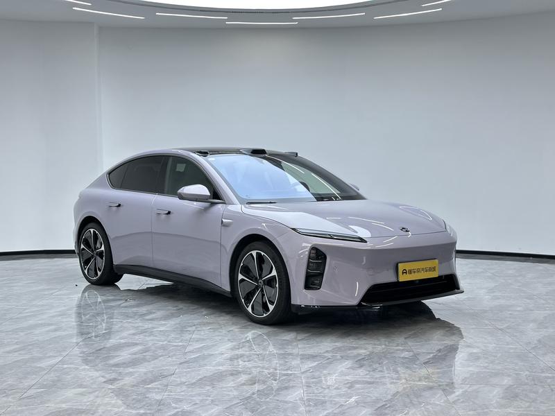 NIO NIO ET5 2025