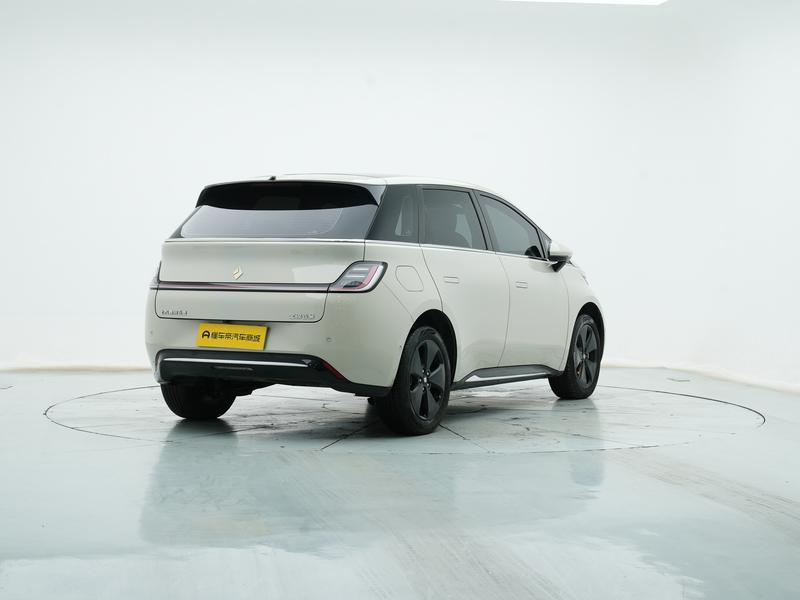 Baojun Yunduo 2023