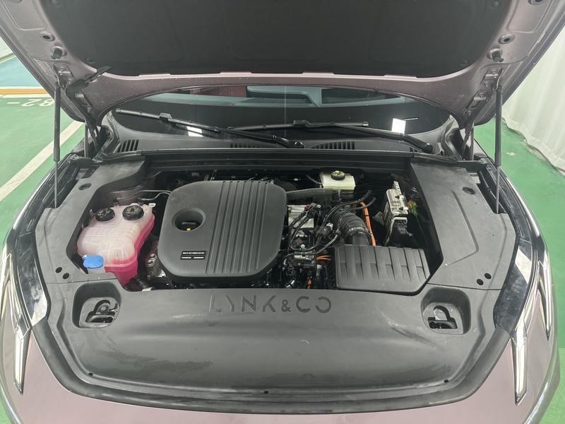 Lynk & Co Lynk&Co 07 EM-P 2026