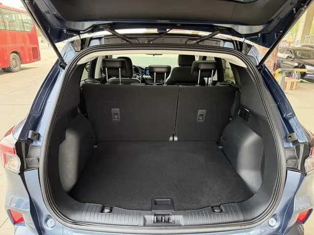 Ford Ruiji EcoBoost 245 two-wheel drive Yaoxiang model