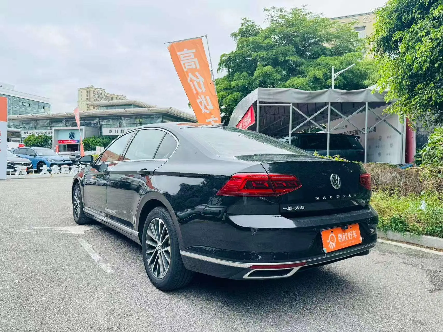 Volkswagen Magotan 330TSI DSG Luxury