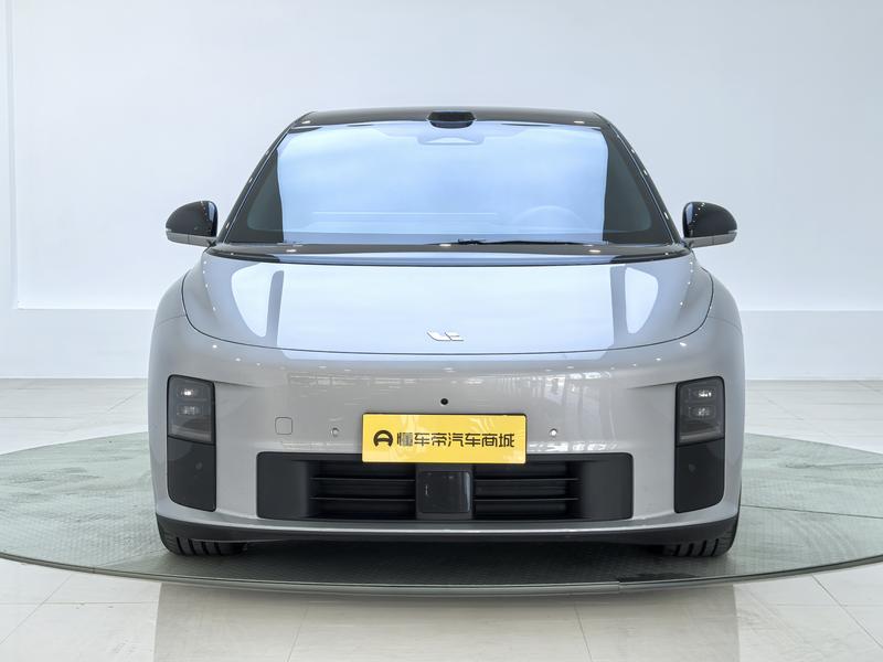 Li Auto Ideal i6 2025