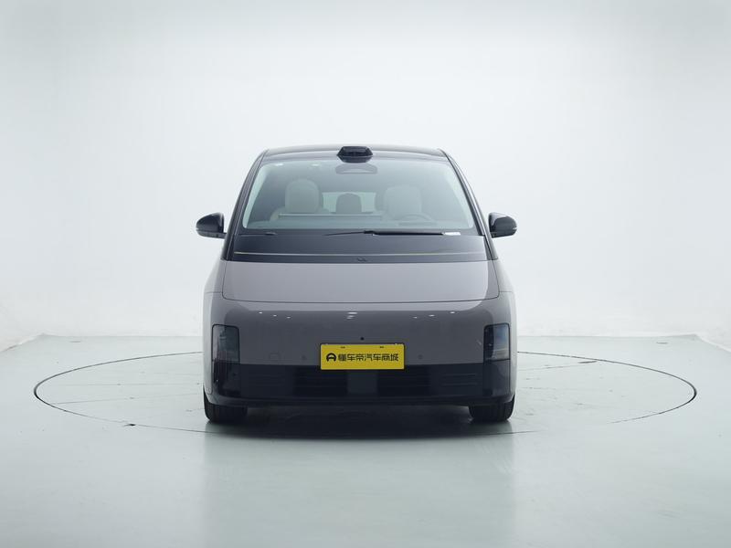 Li Auto Ideal MEGA 2024
