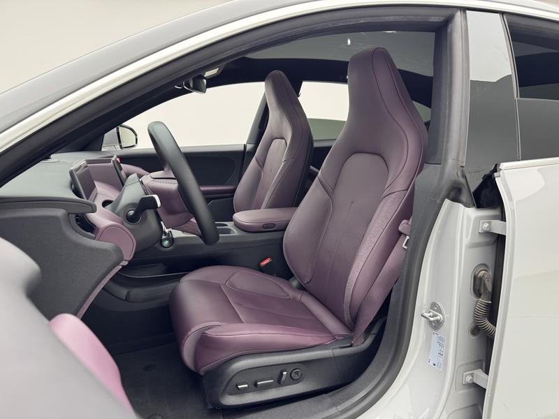 NIO NIO ET5 2024