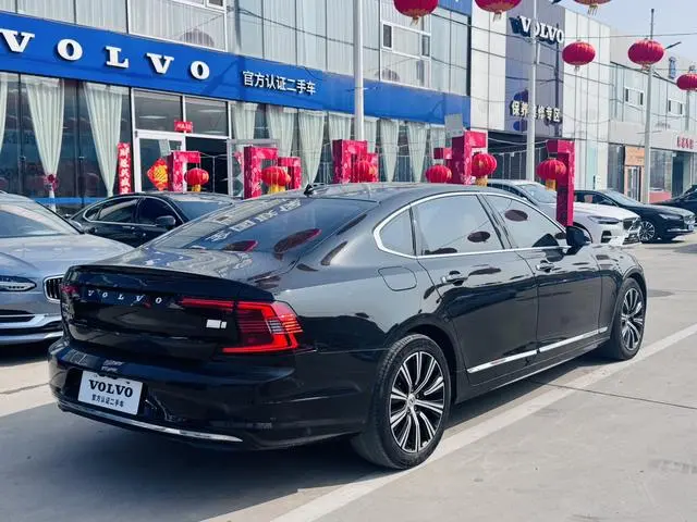 Volvo Volvo S90 PHEV T8 E-drive Hybrid Zhiyi Deluxe Edition