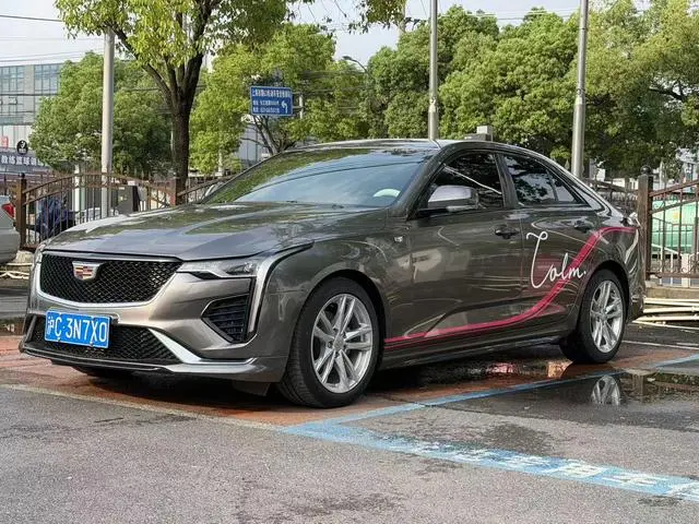 Cadillac Cadillac CT4 28T fashion type