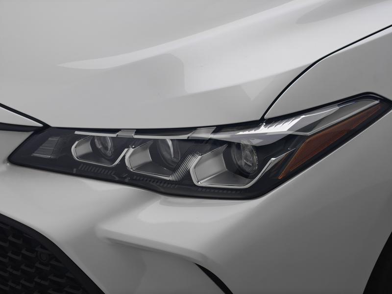Toyota Asian Dragon 2019