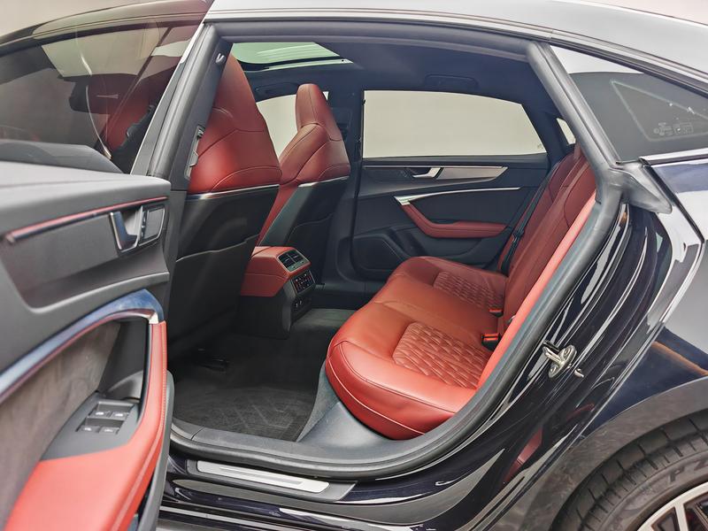 Audi Audi A7L 2024