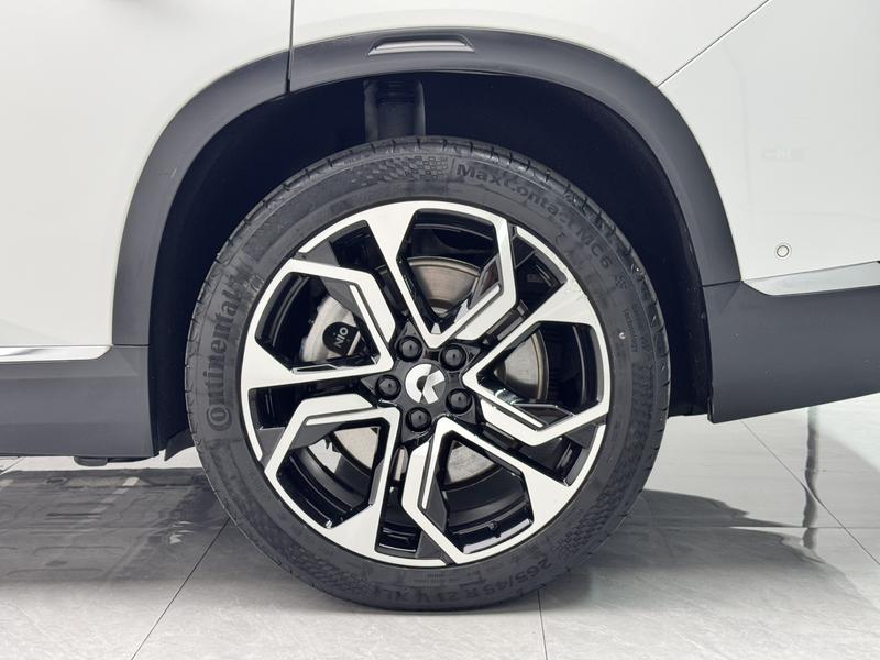 NIO NIO ES8 2020