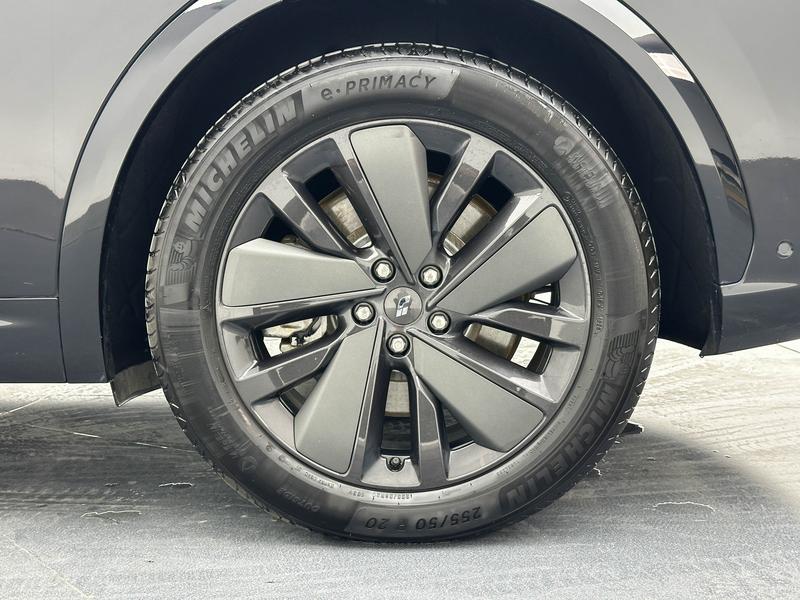 Li Auto Ideal L7 2025