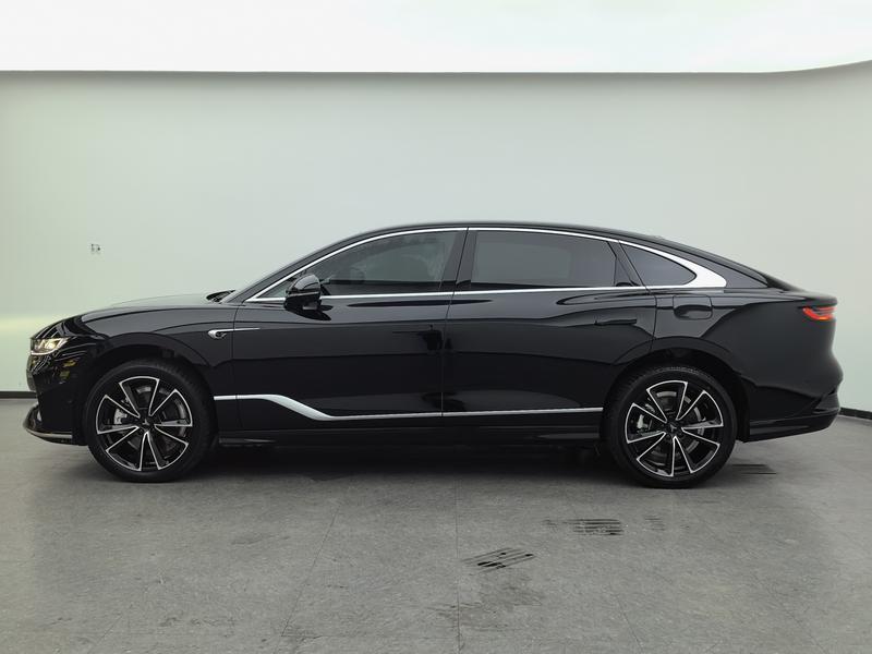 Voyah Lantu Chasing Light PHEV 2024