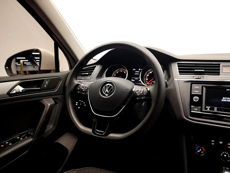 Volkswagen Tiguan L 2021