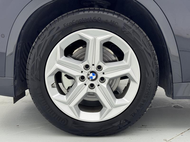 BMW BMW iX1 2026