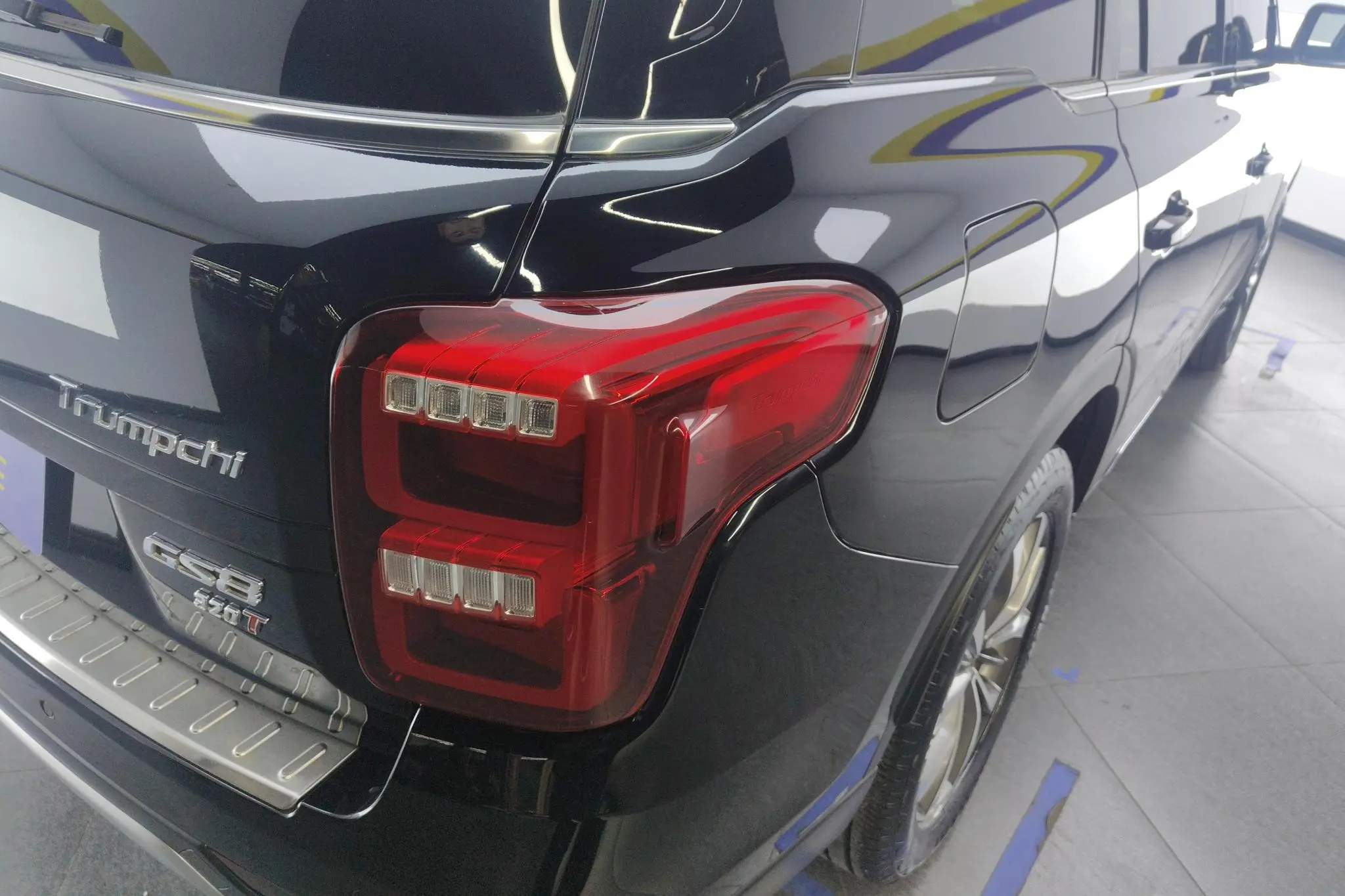 GAC Trumpchi GS8 320T two-wheel drive luxury Zhilian Edition 7 seats