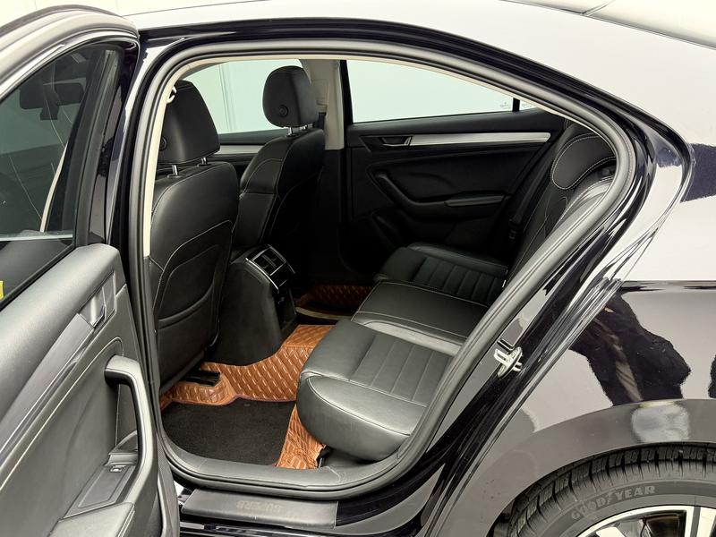 Skoda Superb 2023