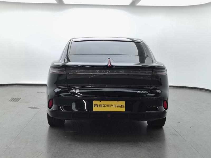 Voyah Lantu Chasing Light PHEV 2024