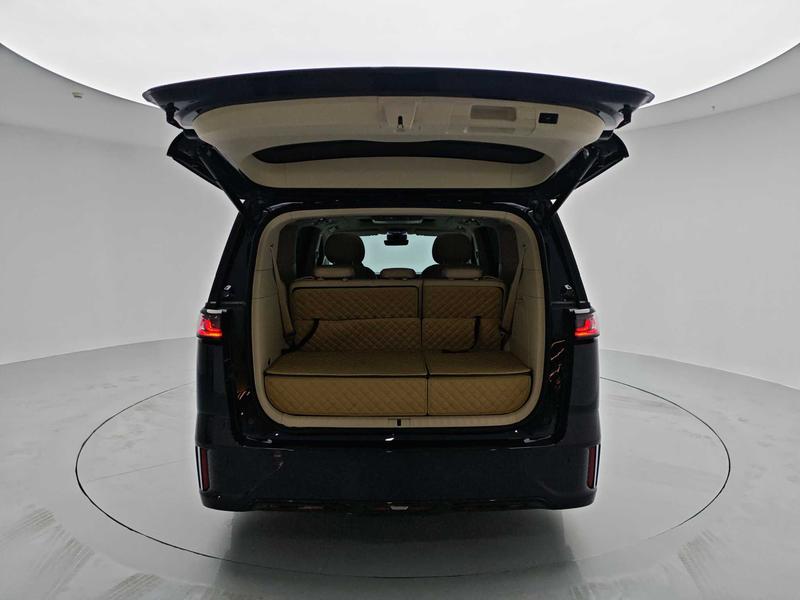 Voyah Lantu Dreamer PHEV 2024