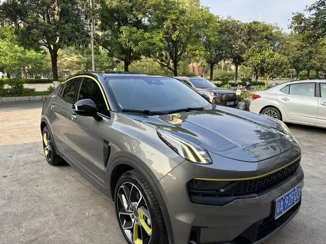 LYNK & CO Lynk 05 2.0TD two-wheel drive Halo