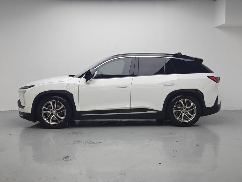 NIO NIO ES6 2022