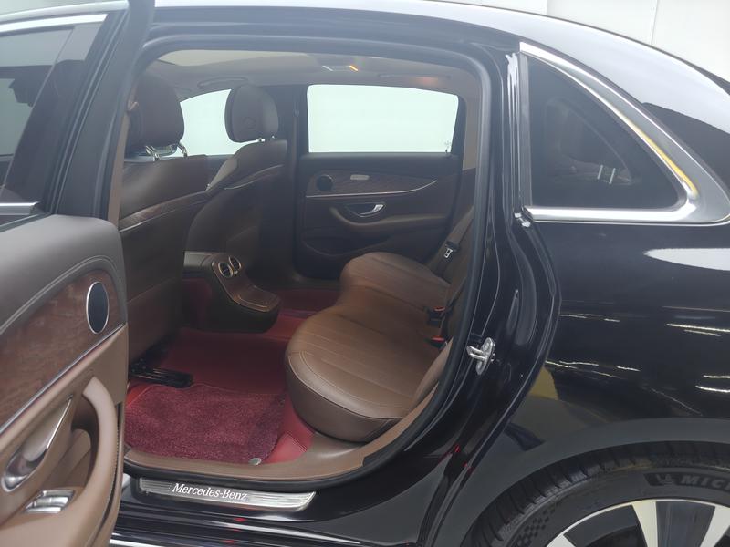 Mercedes-Benz Mercedes Benz E-Class PHEV 2022
