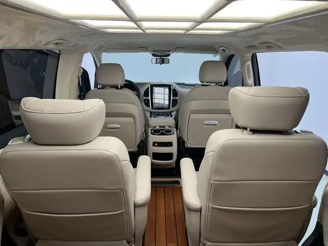 Mercedes-Benz Vito 2.0T Elite Edition 7-seater Country V