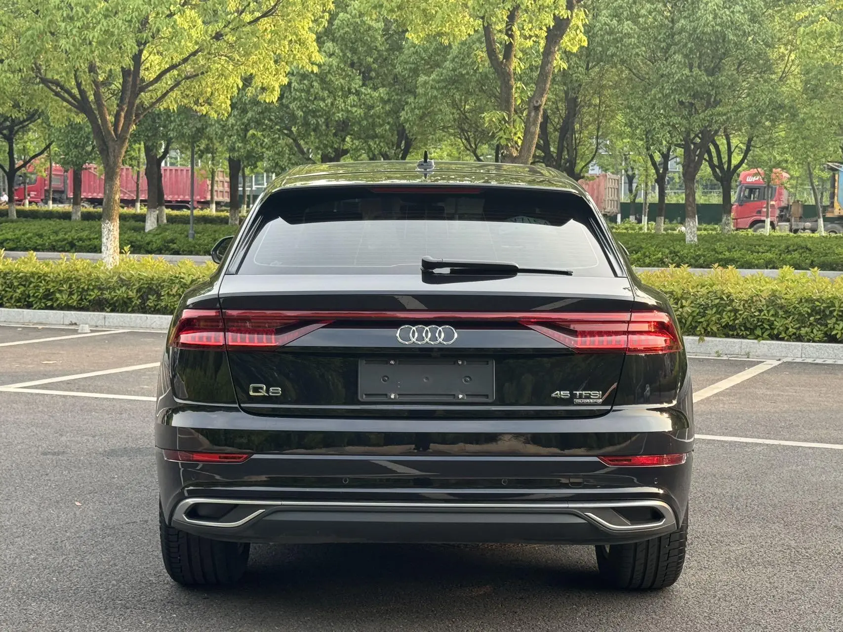 Audi Audi Q8 45 TFSI luxury Elegant Type