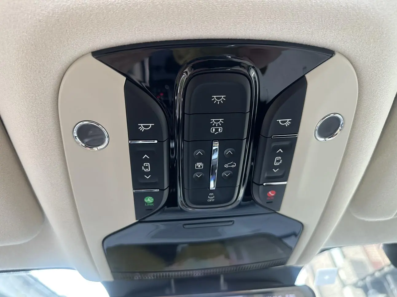 GAC Trumpchi M8 Master Series 390T four-seater Royal Edition