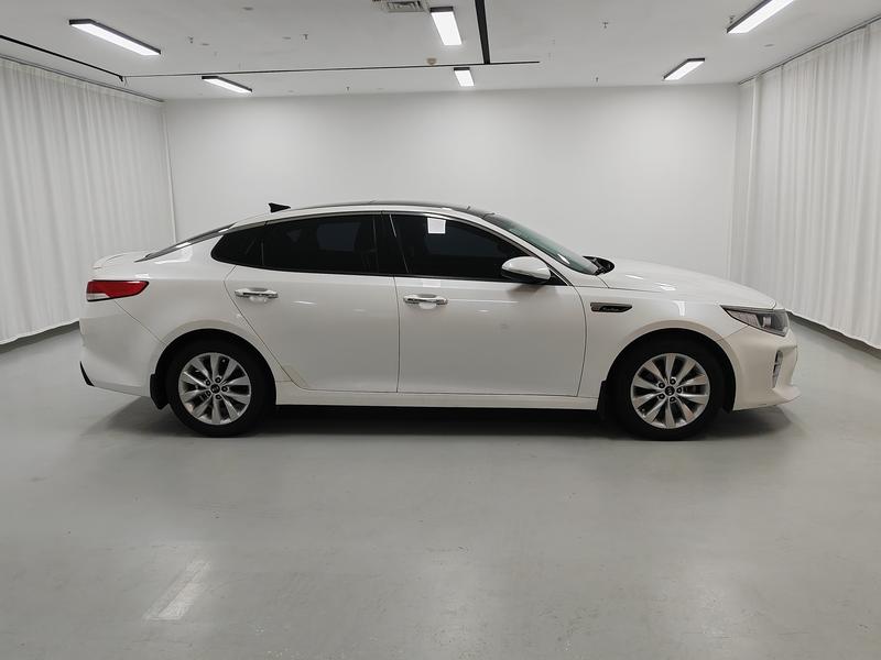 Kia Kia K5 2016