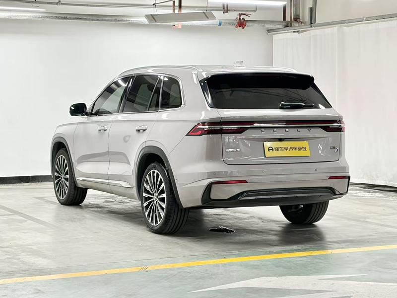 Geely Emgrand L 2024