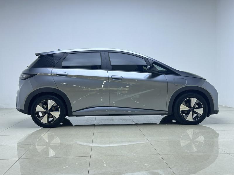 BYD dolphin 2023