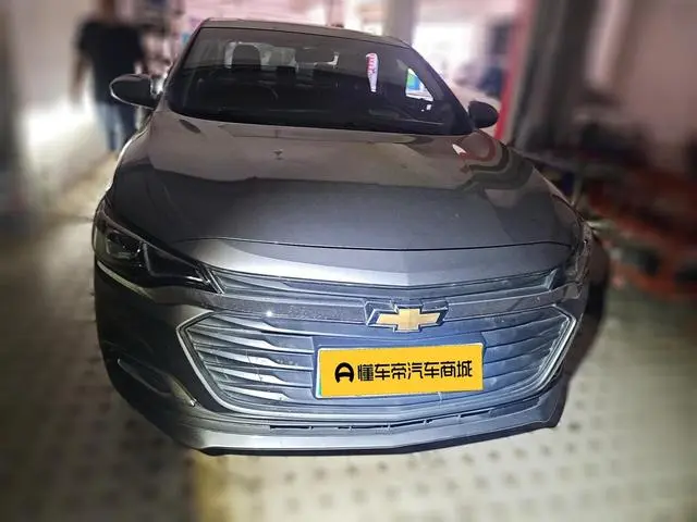 Chevrolet Cruze 320 automatic Enjoy Skylight version