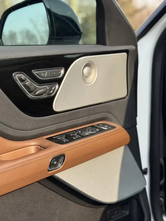 Lincoln Flying home 3.0T V6 four-wheel drive Executive Edition
